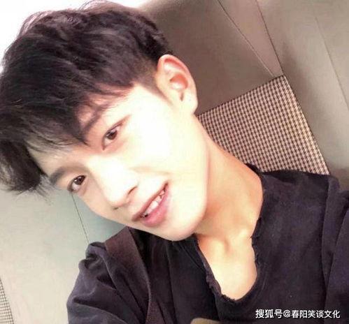 男生网红自然发型图片,揭秘网红男生的流行发型秘诀